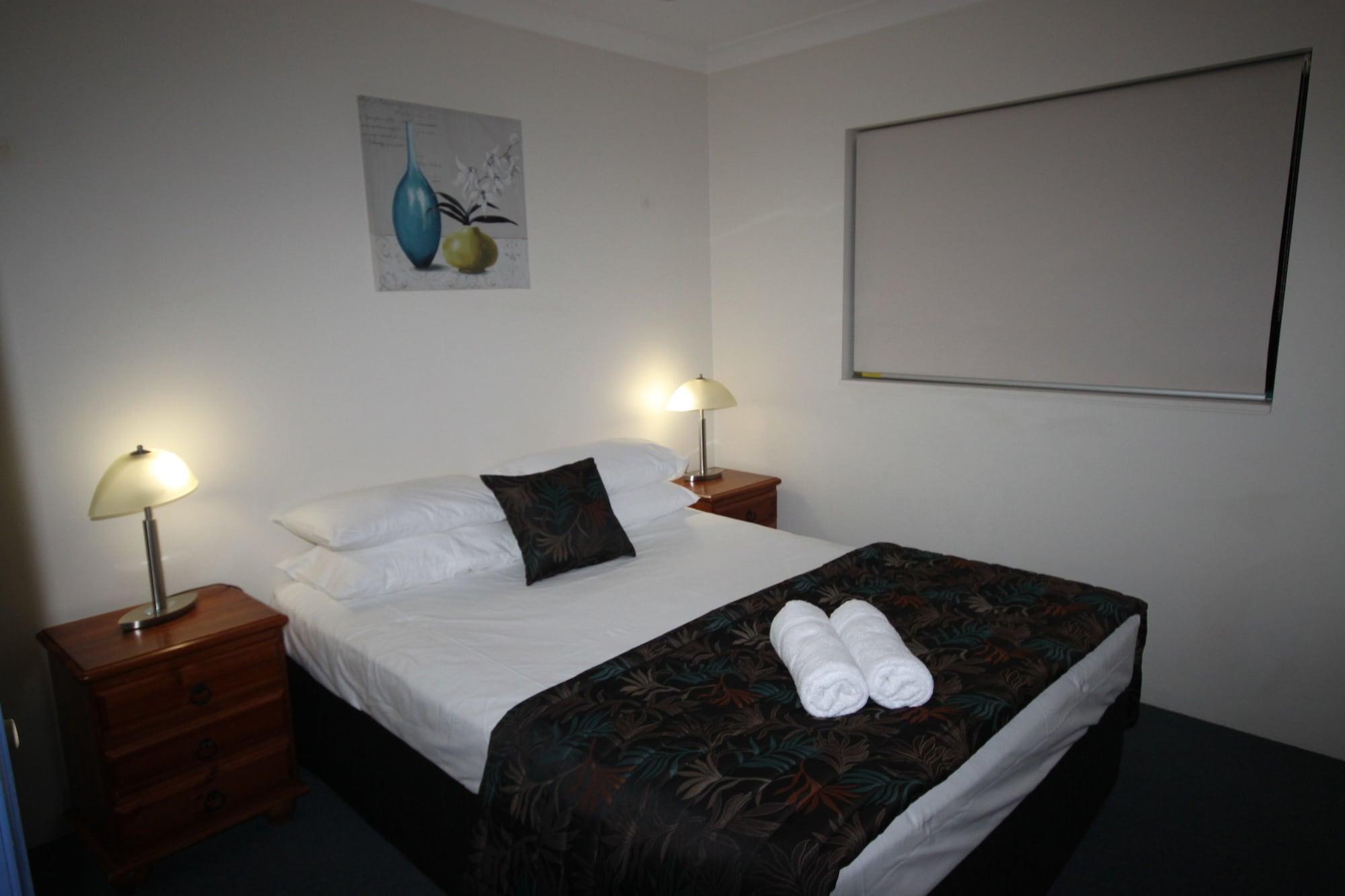 Aruba Beach Resort Broadbeach Exterior photo