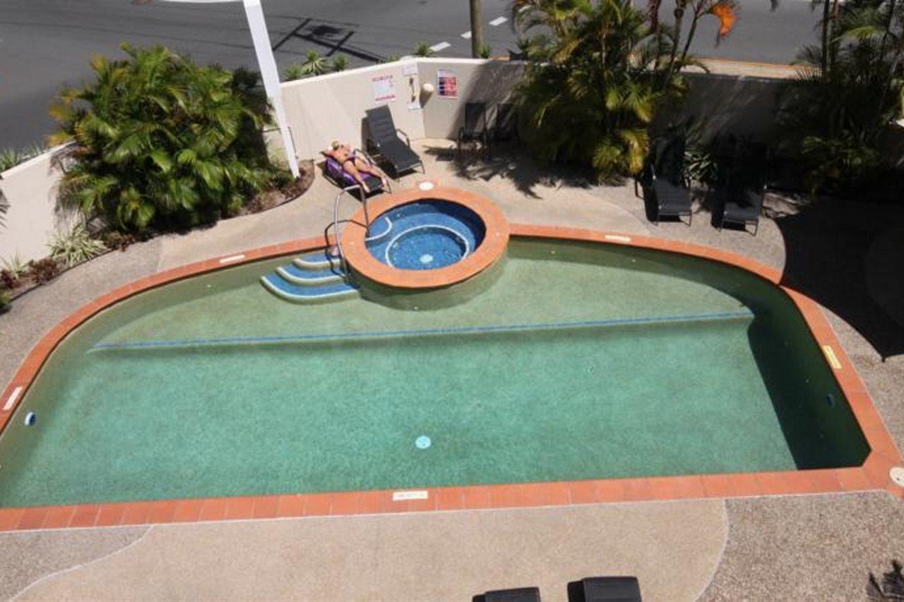 Aruba Beach Resort Broadbeach Exterior photo