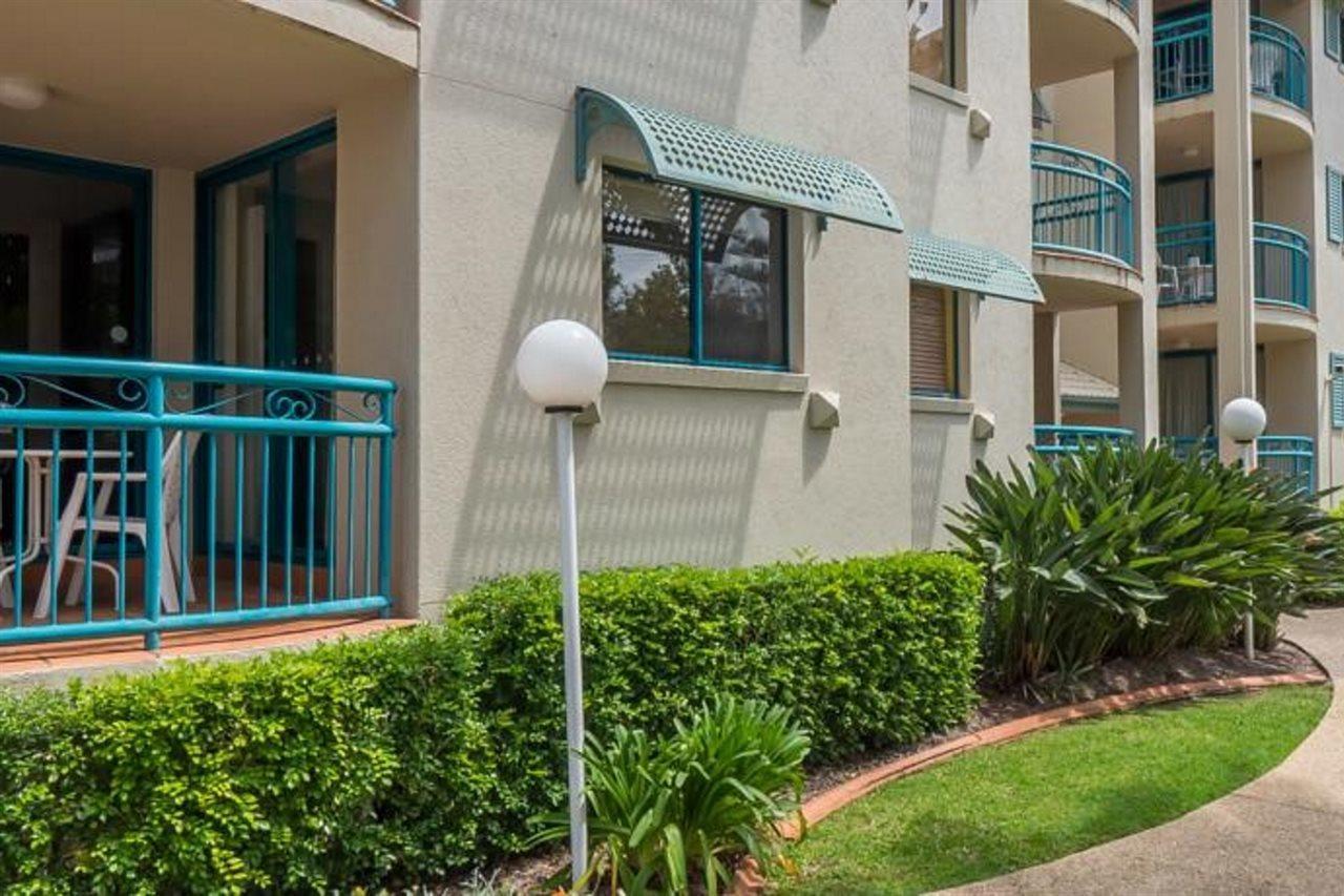 Aruba Beach Resort Broadbeach Exterior photo